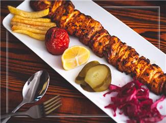 مهمانپذیر قلعه تالش